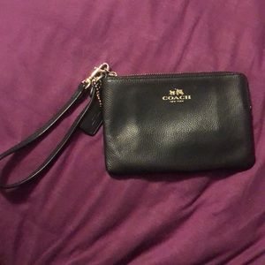 CORNER ZIP WRISTLET IN CROSSGRAIN LEATHER